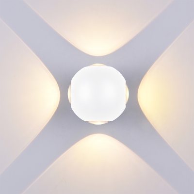 LED Стенен Осветител Кръгъл 4 Диоди Бяло Тяло