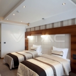 GU10 Корпус Луна Квадрат Оринтируема Хром