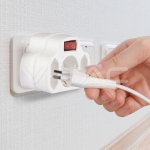 3 Щепсел Разклонител 2X10A + 1X16A 250V + Ключ