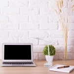 7W LED Настолна Лампа С Щипка Бяла 3000K